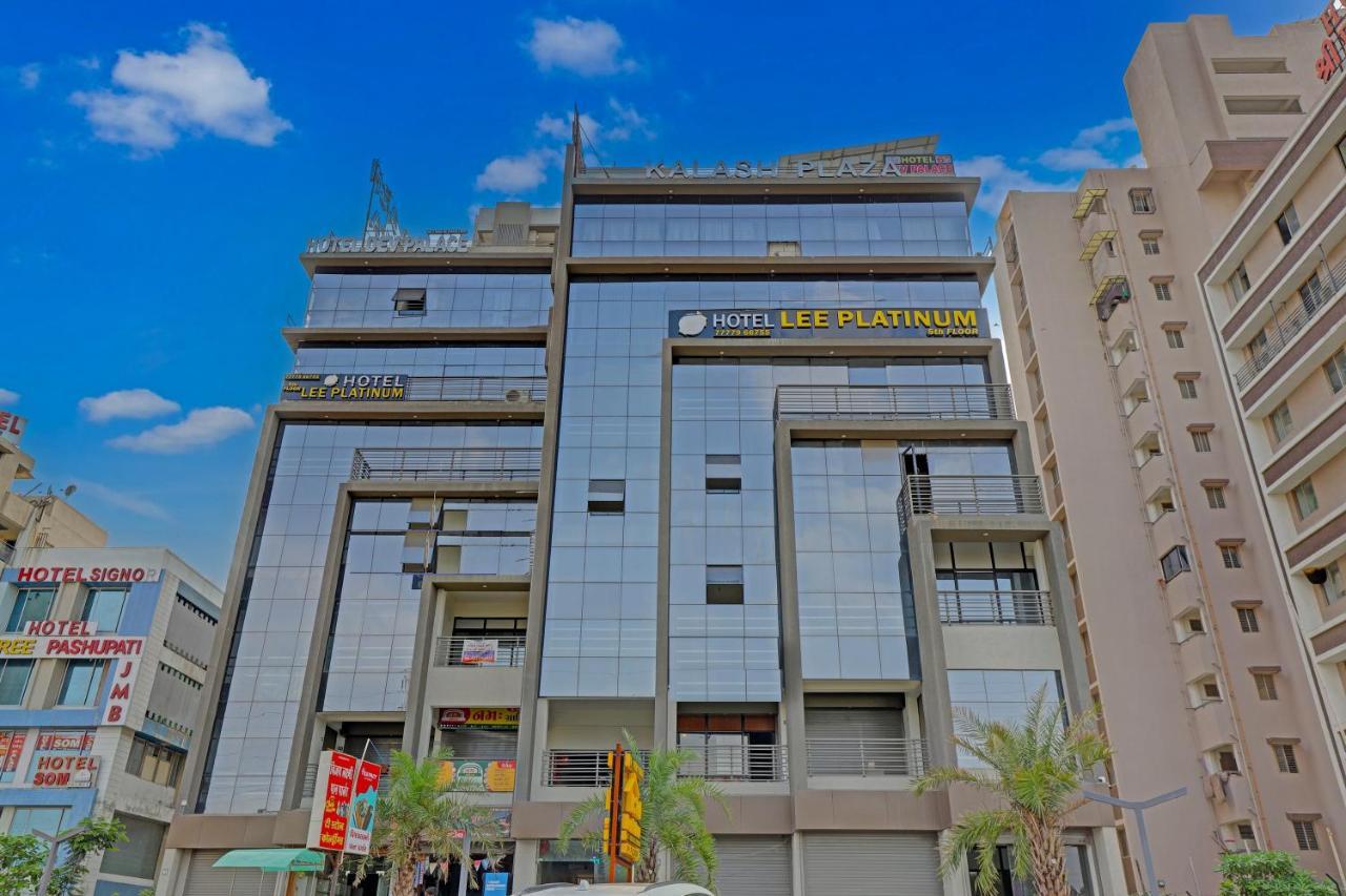 Hotel Lee Platinum Ahmedabad Exterior photo